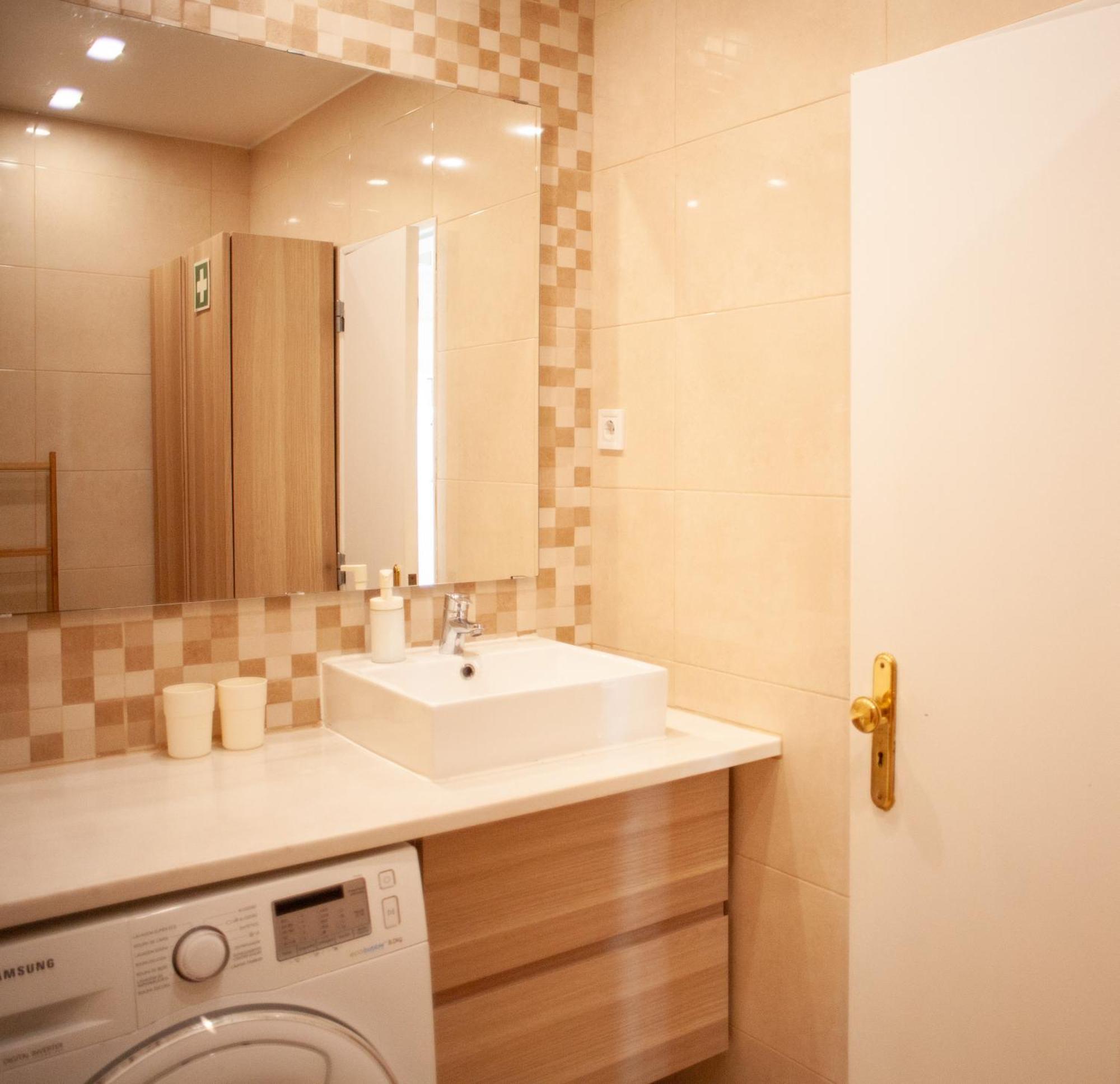 Just4U Apartment 2 Almada Zewnętrze zdjęcie